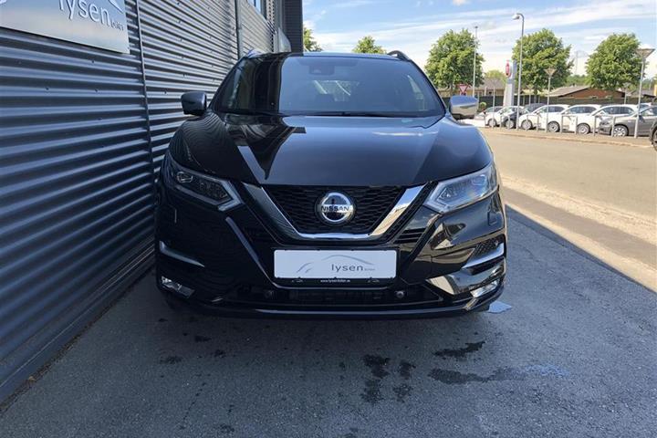 Sort Nissan Qashqai fra 2019