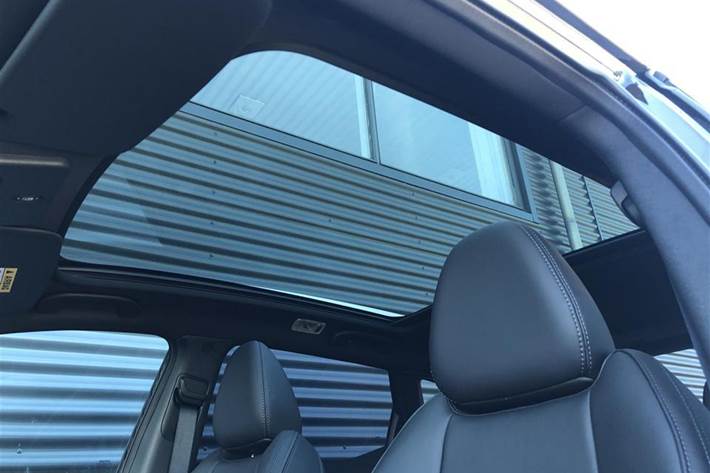 Sort Nissan Qashqai fra 2019