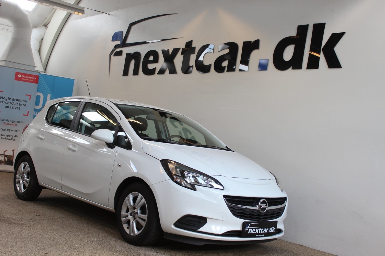 Hvid Opel Corsa fra 2015