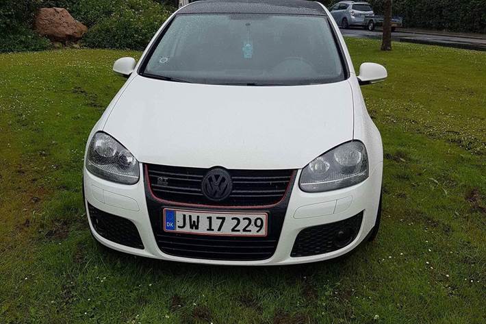 Hvid VW Golf fra 2008