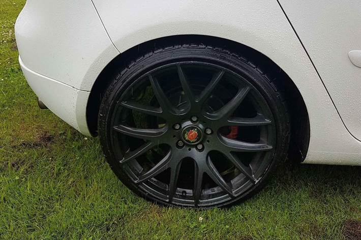 Hvid VW Golf fra 2008