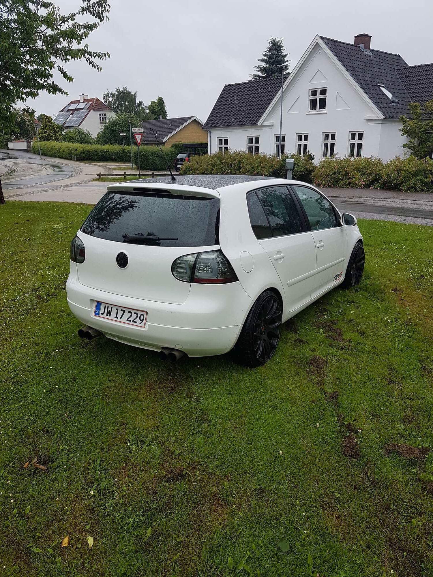 Hvid VW Golf fra 2008