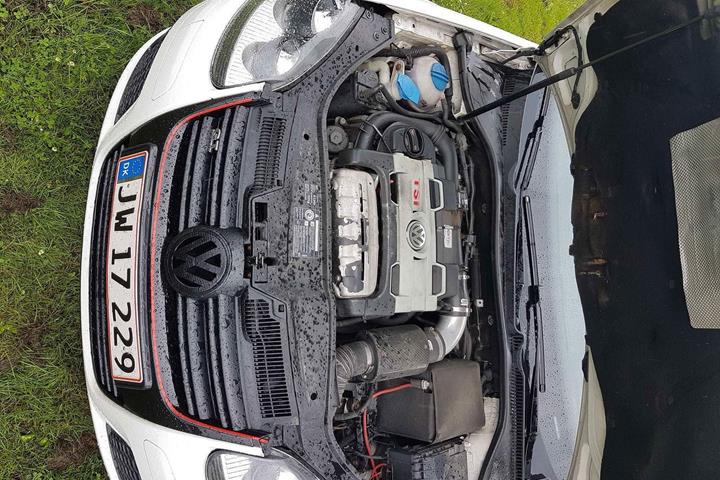 Hvid VW Golf fra 2008