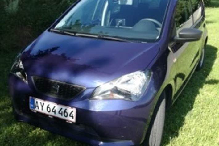 Blå Seat Mii fra 2016