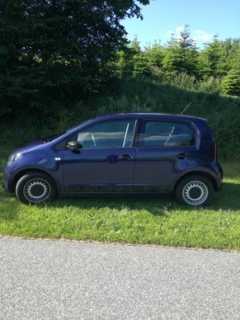 Blå Seat Mii fra 2016
