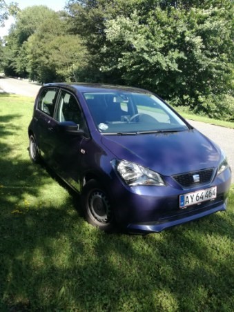 Blå Seat Mii fra 2016