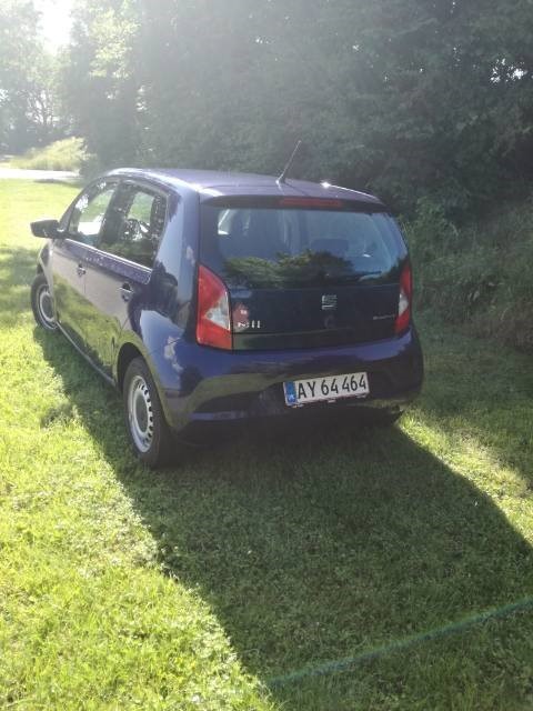 Blå Seat Mii fra 2016