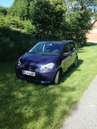 Blå Seat Mii fra 2016