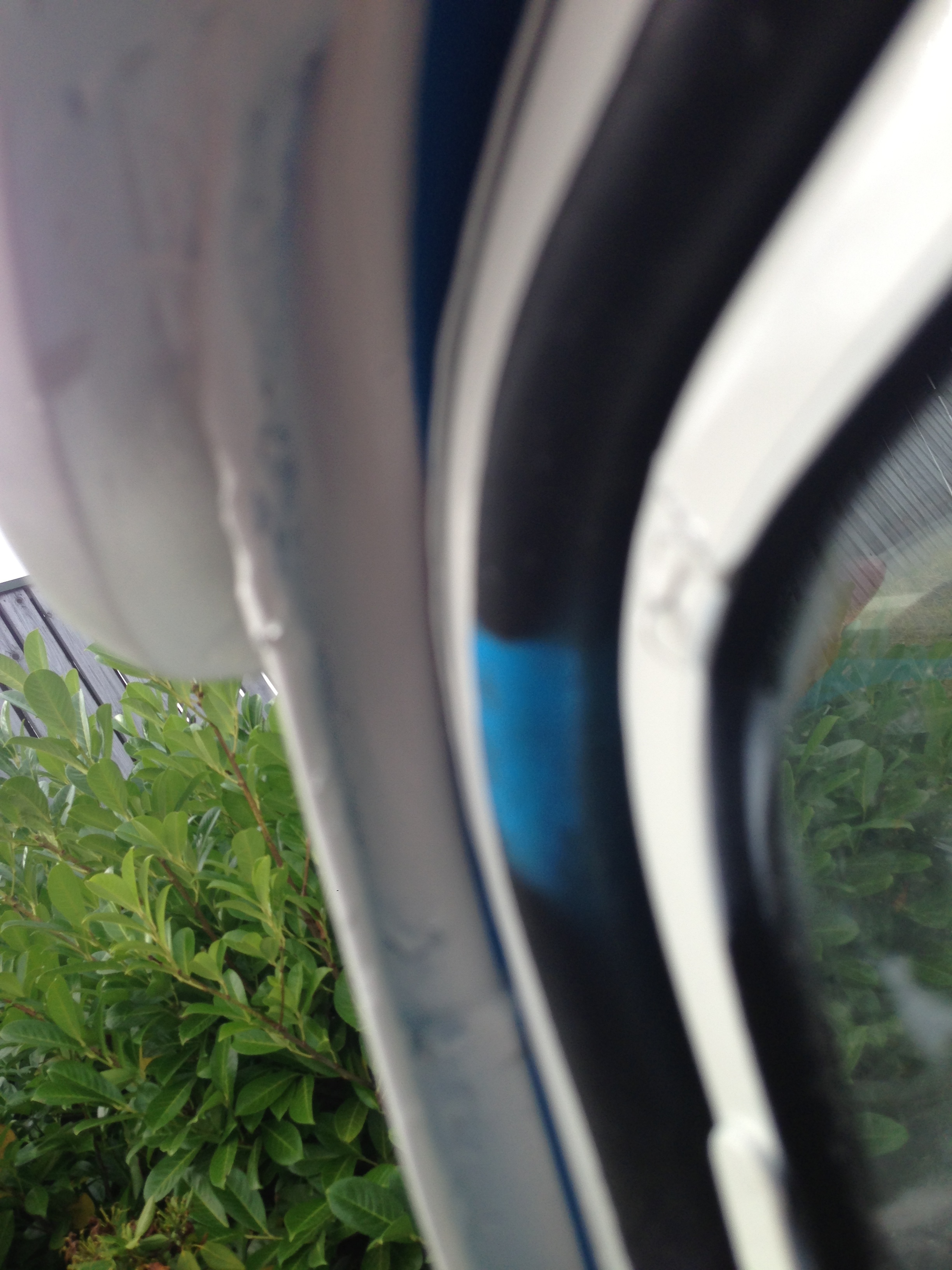 Blå Mercedes 200 fra 1972