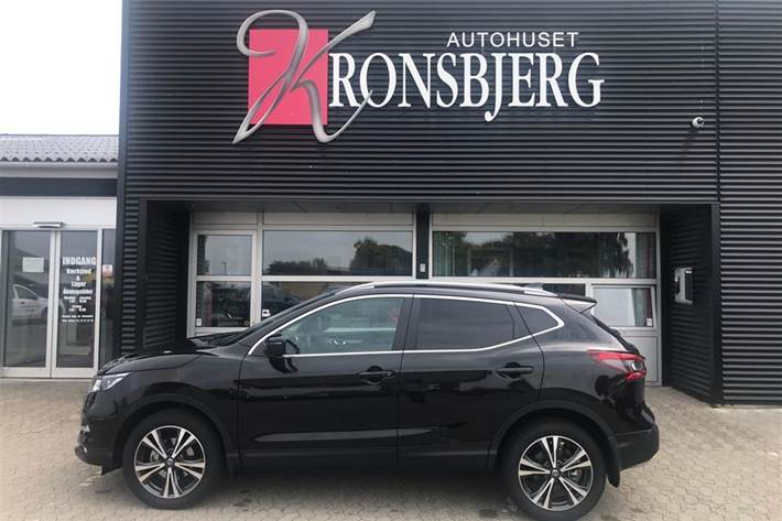 Sort Nissan Qashqai fra 2018
