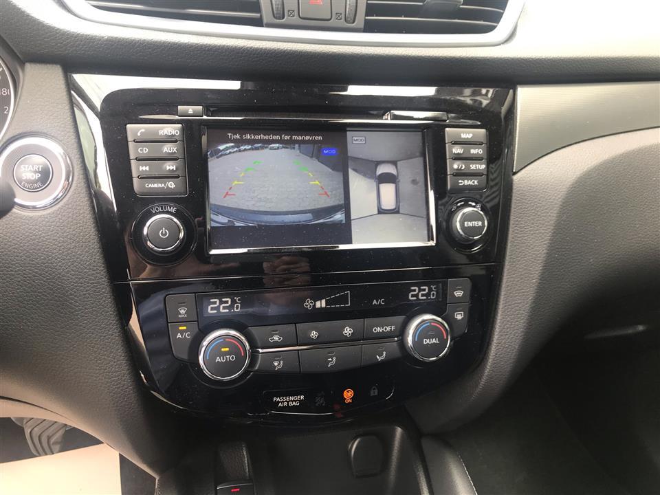Sort Nissan Qashqai fra 2018