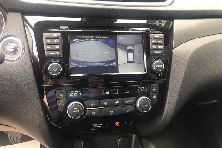 Sort Nissan Qashqai fra 2018