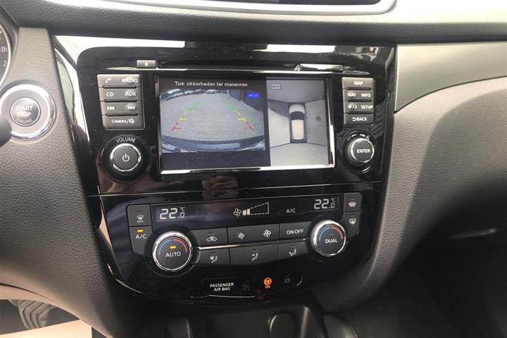 Sort Nissan Qashqai fra 2018