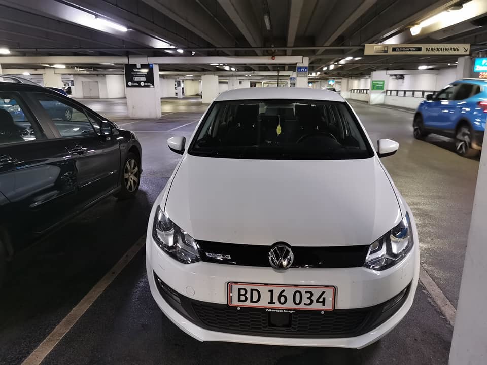 Hvid VW Polo fra 2017
