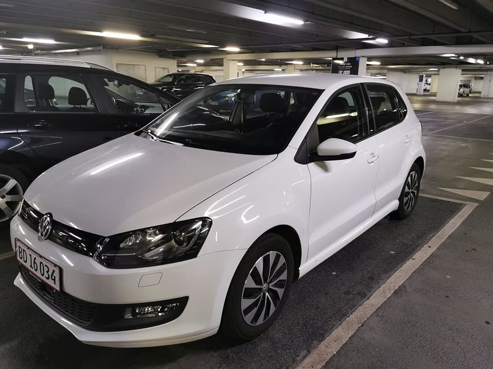 Hvid VW Polo fra 2017