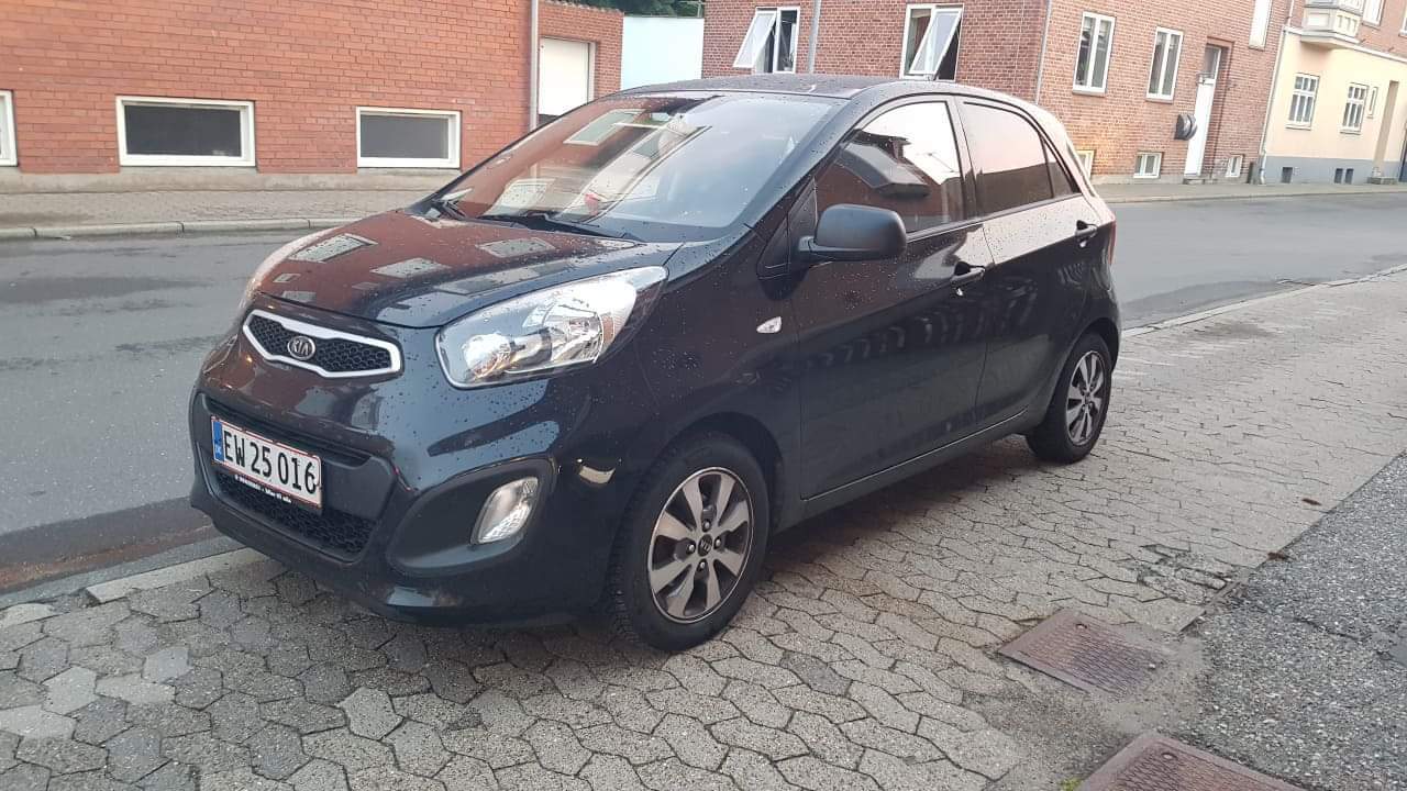 Sort Kia Picanto fra 2011