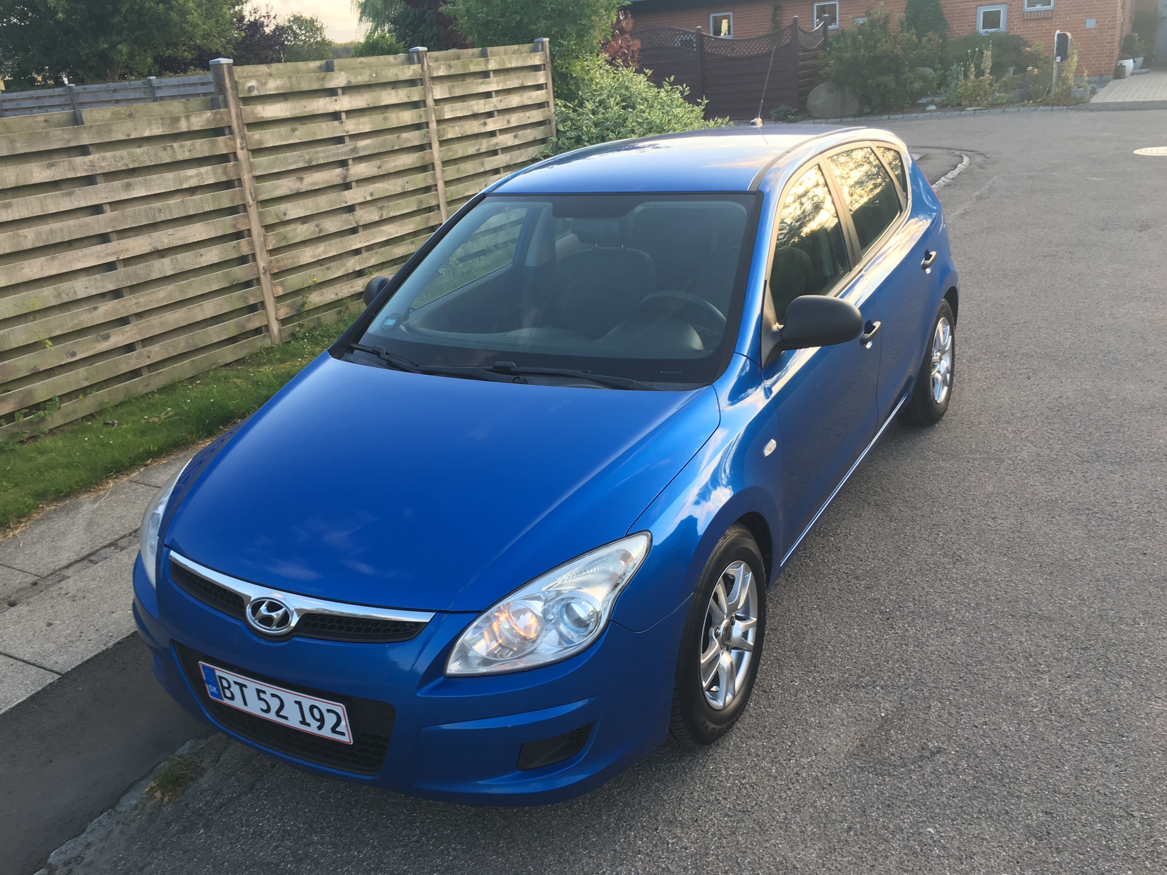 Blå Hyundai i30 fra 2007