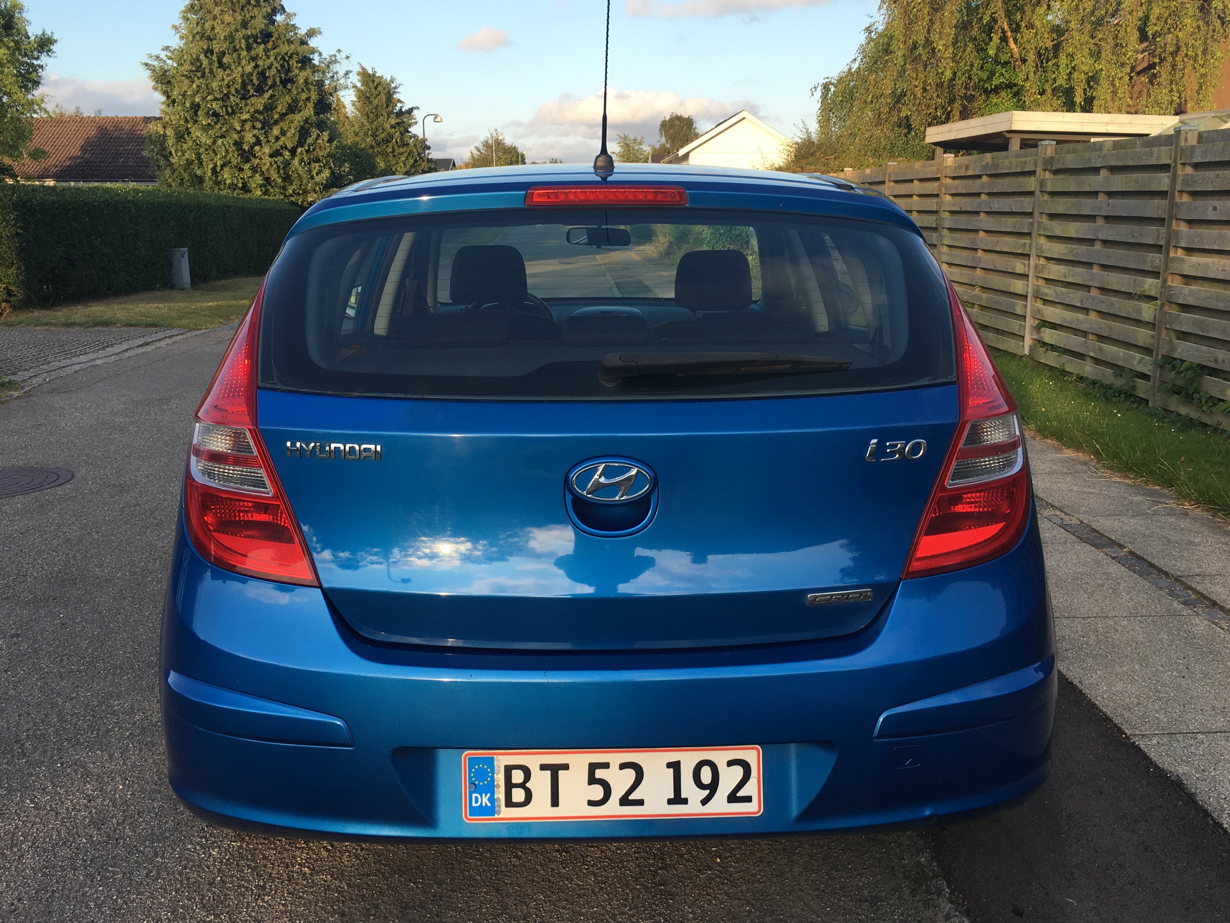 Blå Hyundai i30 fra 2007
