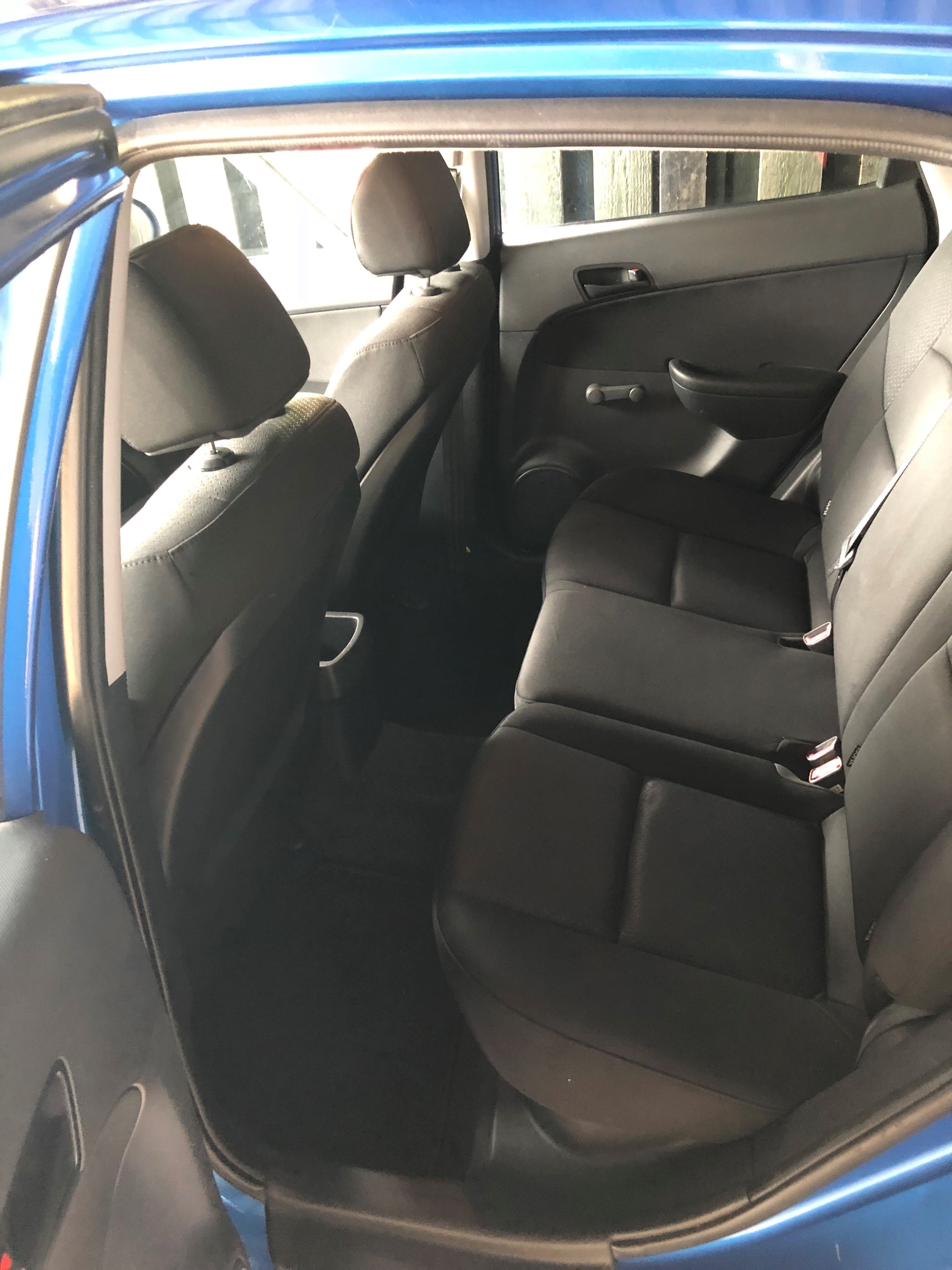 Blå Hyundai i30 fra 2007