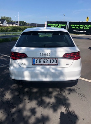 Hvid Audi A3 Sportback fra 2016