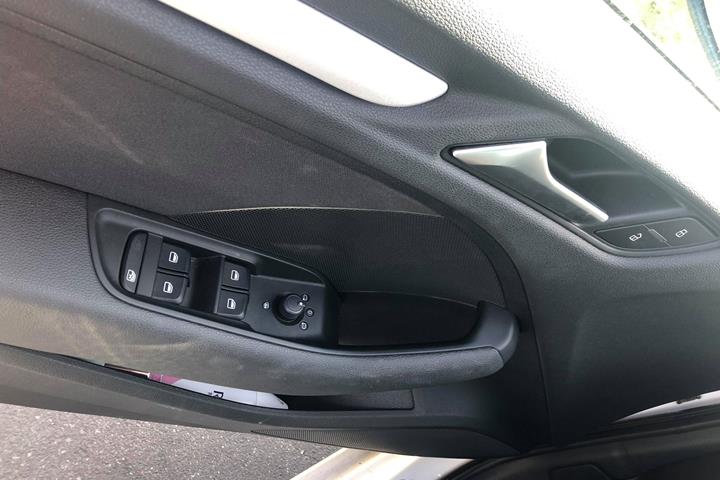 Hvid Audi A3 Sportback fra 2016