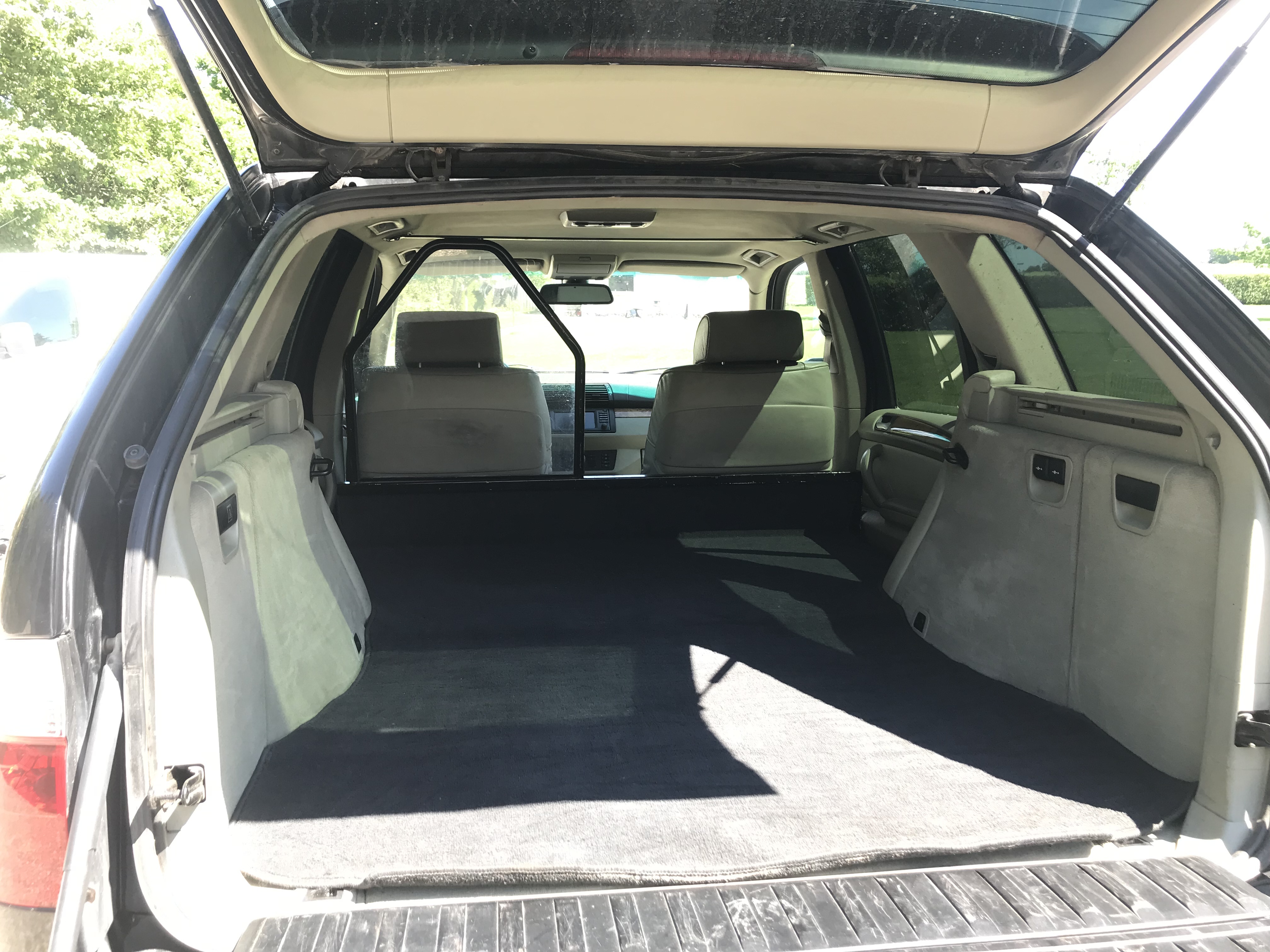 Sort BMW X5 fra 2002