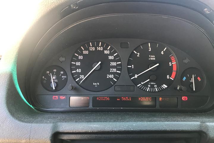 Sort BMW X5 fra 2002
