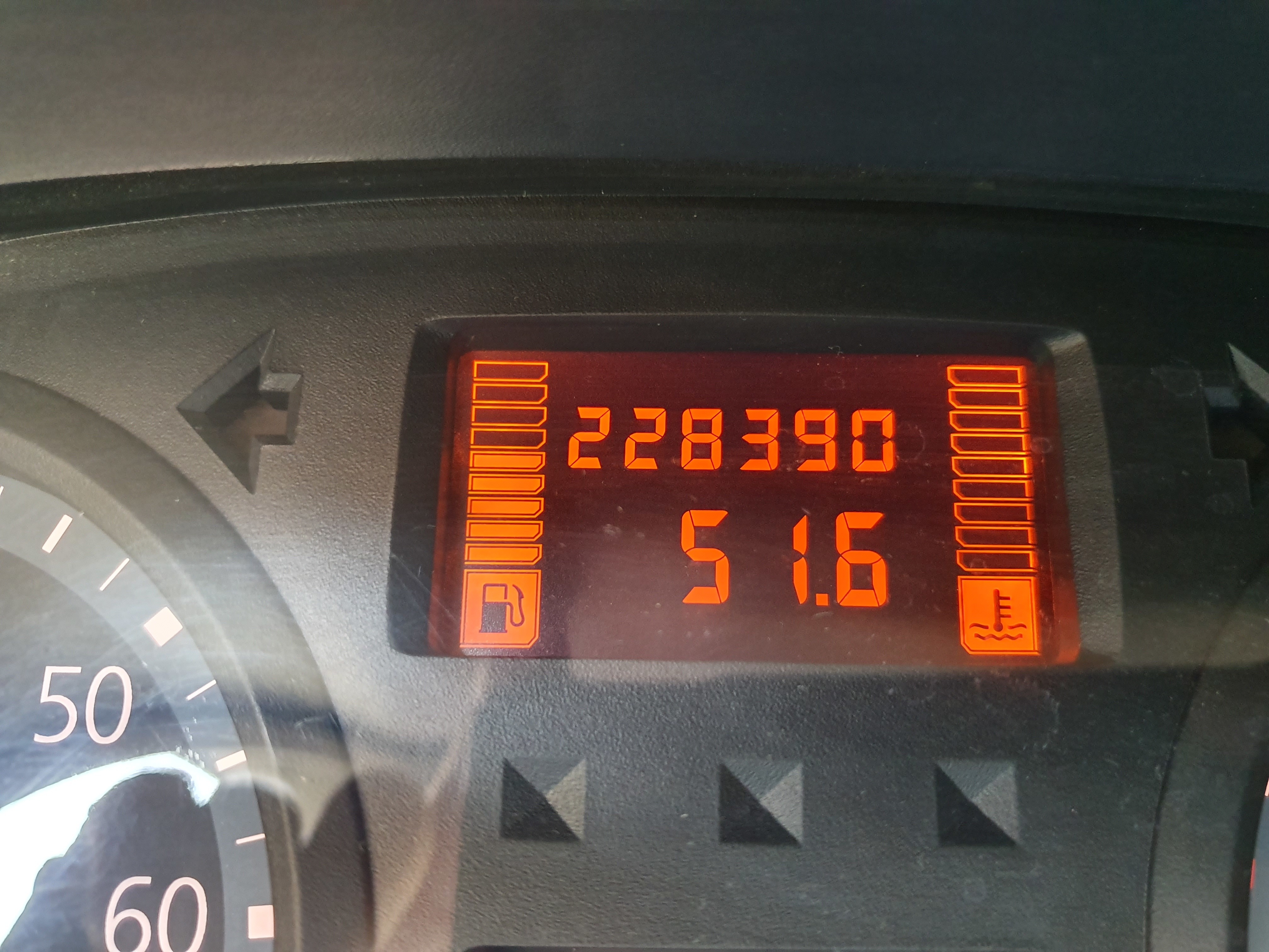 Grøn Renault Clio fra 2006