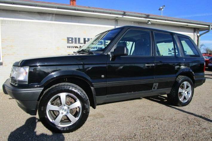 Grøn Land Rover Range Rover fra 2001