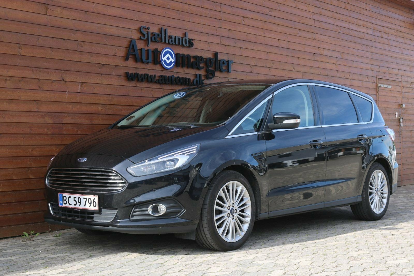 Guide til Ford S-MAX 2.0 TDCi Start/Stopp Titanium Allrad (Årgang 06/2015 - 07/2018)