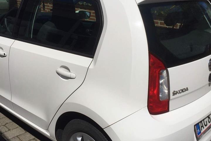 Hvid Skoda Citigo fra 2014