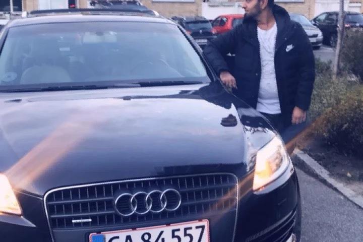 Sort Audi Q7 fra 2007
