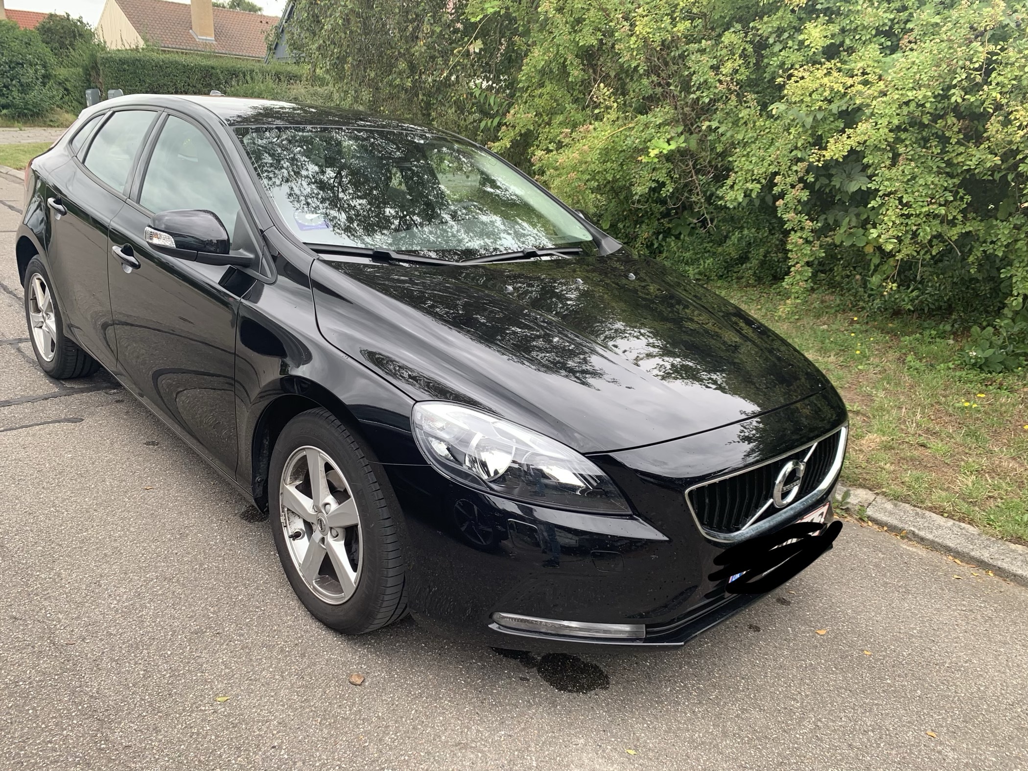 Sort Volvo V40 fra 2018