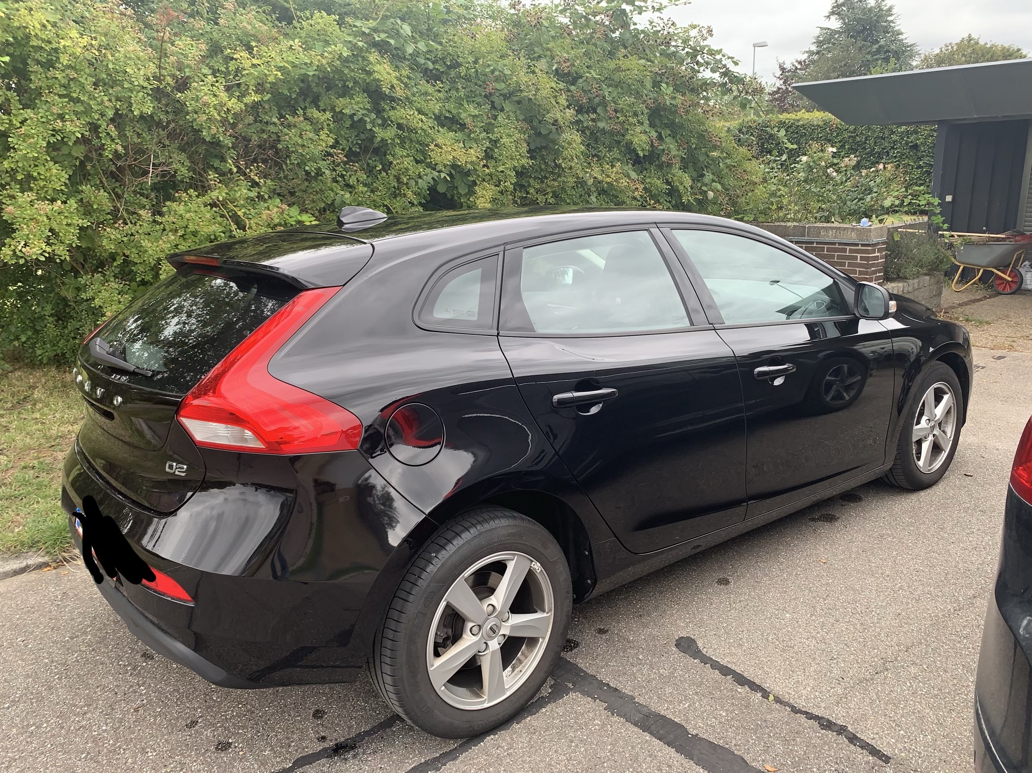 Sort Volvo V40 fra 2018