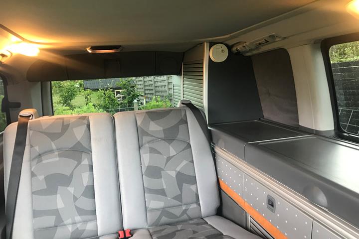 Sort Mercedes Viano fra 2007