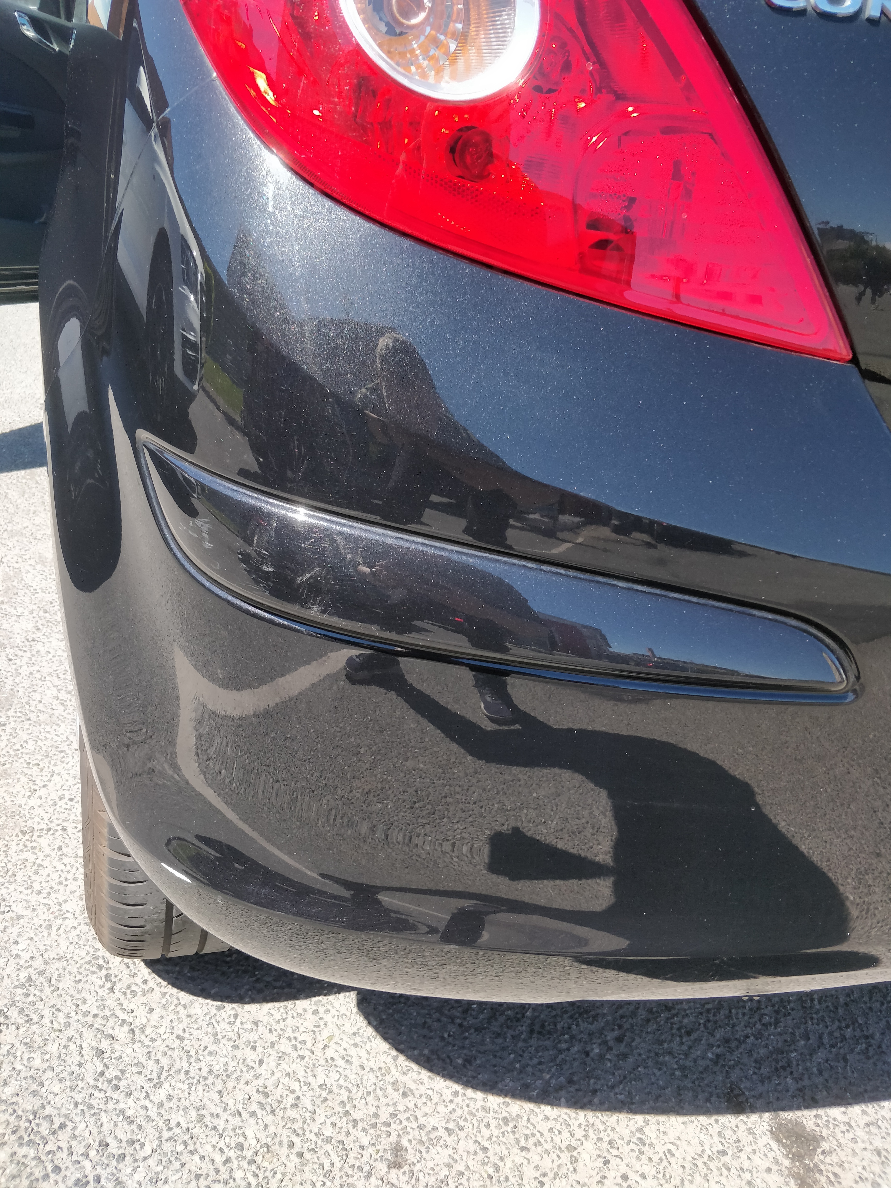 Sort Opel Corsa fra 2013