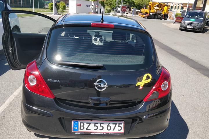 Sort Opel Corsa fra 2013