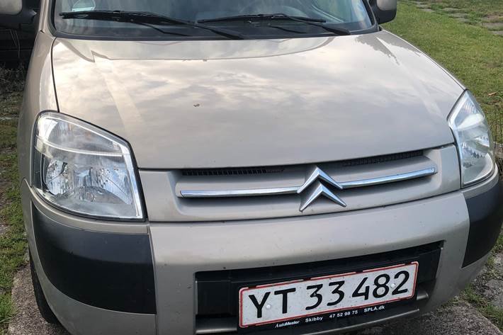 Beige Citroën Berlingo fra 2007