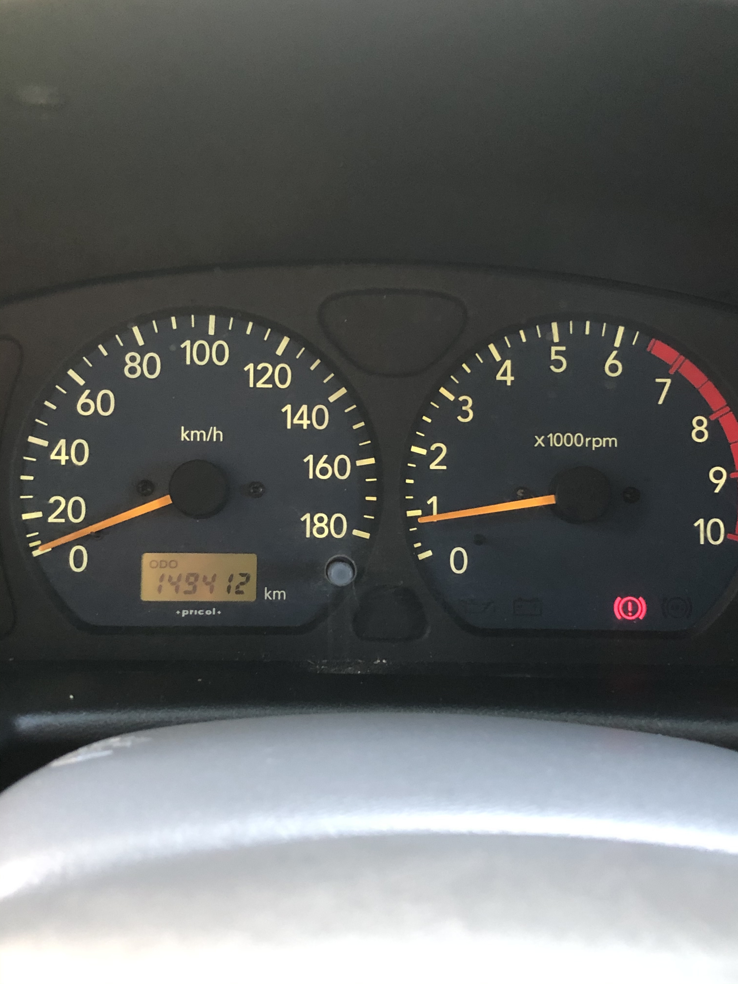 Rød Suzuki Alto fra 2005