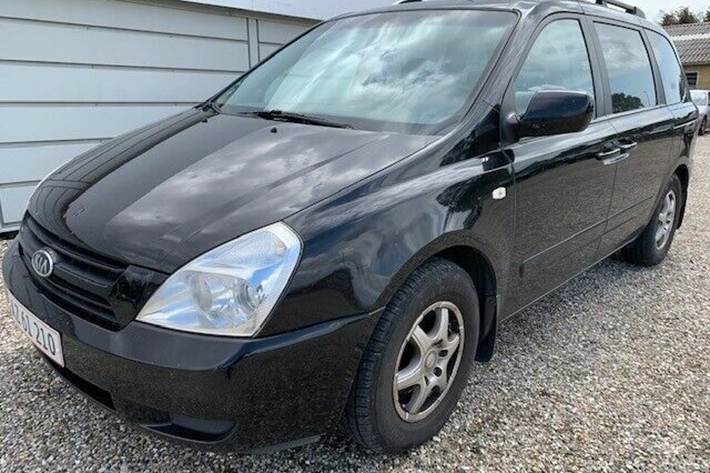 Sort Kia Carnival fra 2006