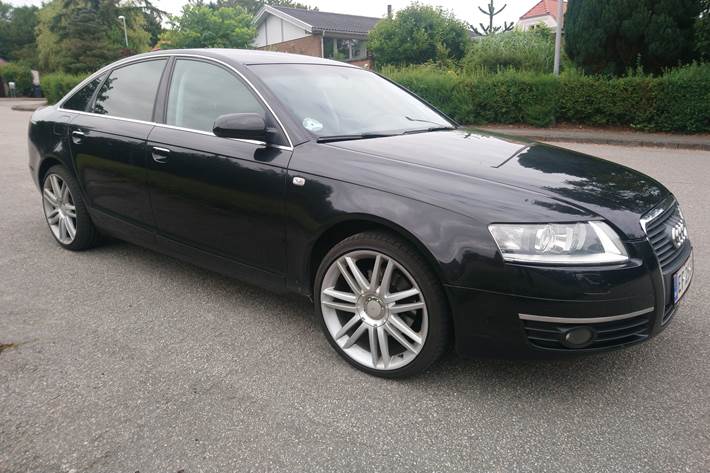 Sort Audi A6 fra 2004
