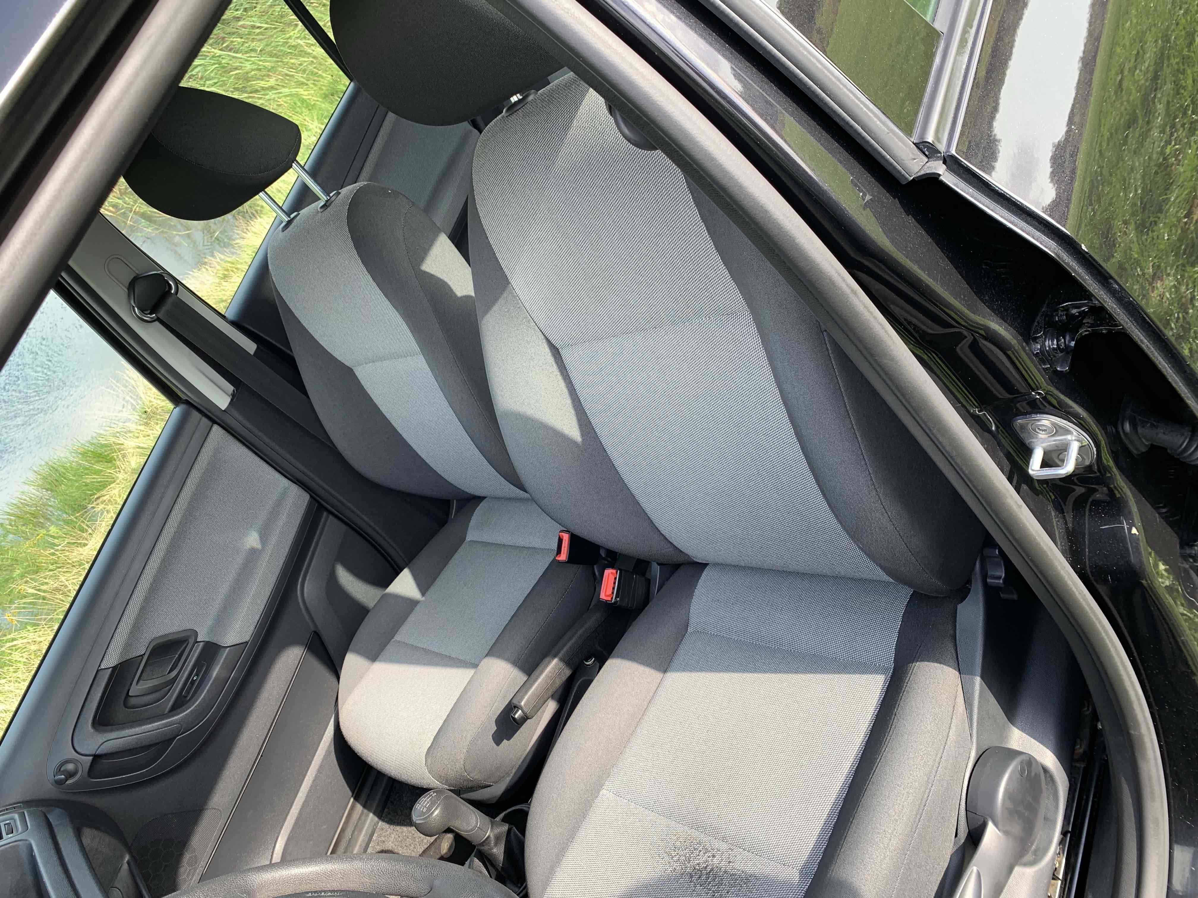Sort Skoda Fabia fra 2010