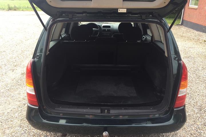 Grøn Opel Astra fra 1999