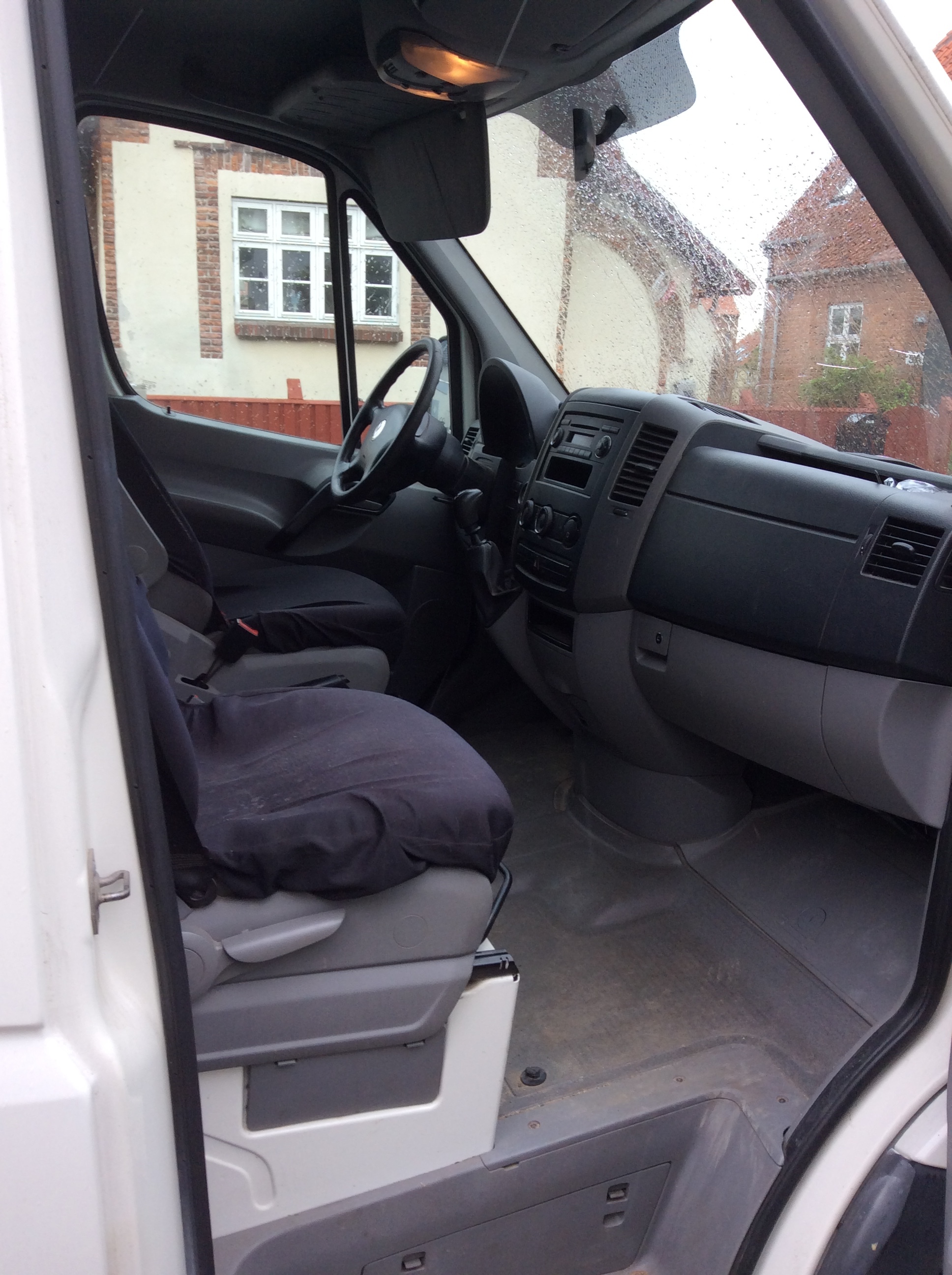 Hvid VW Crafter fra 2007