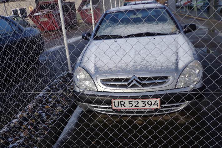 Sølv Citroën Xsara fra 2001