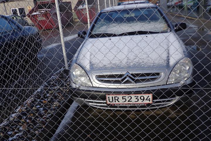 Sølv Citroën Xsara fra 2001