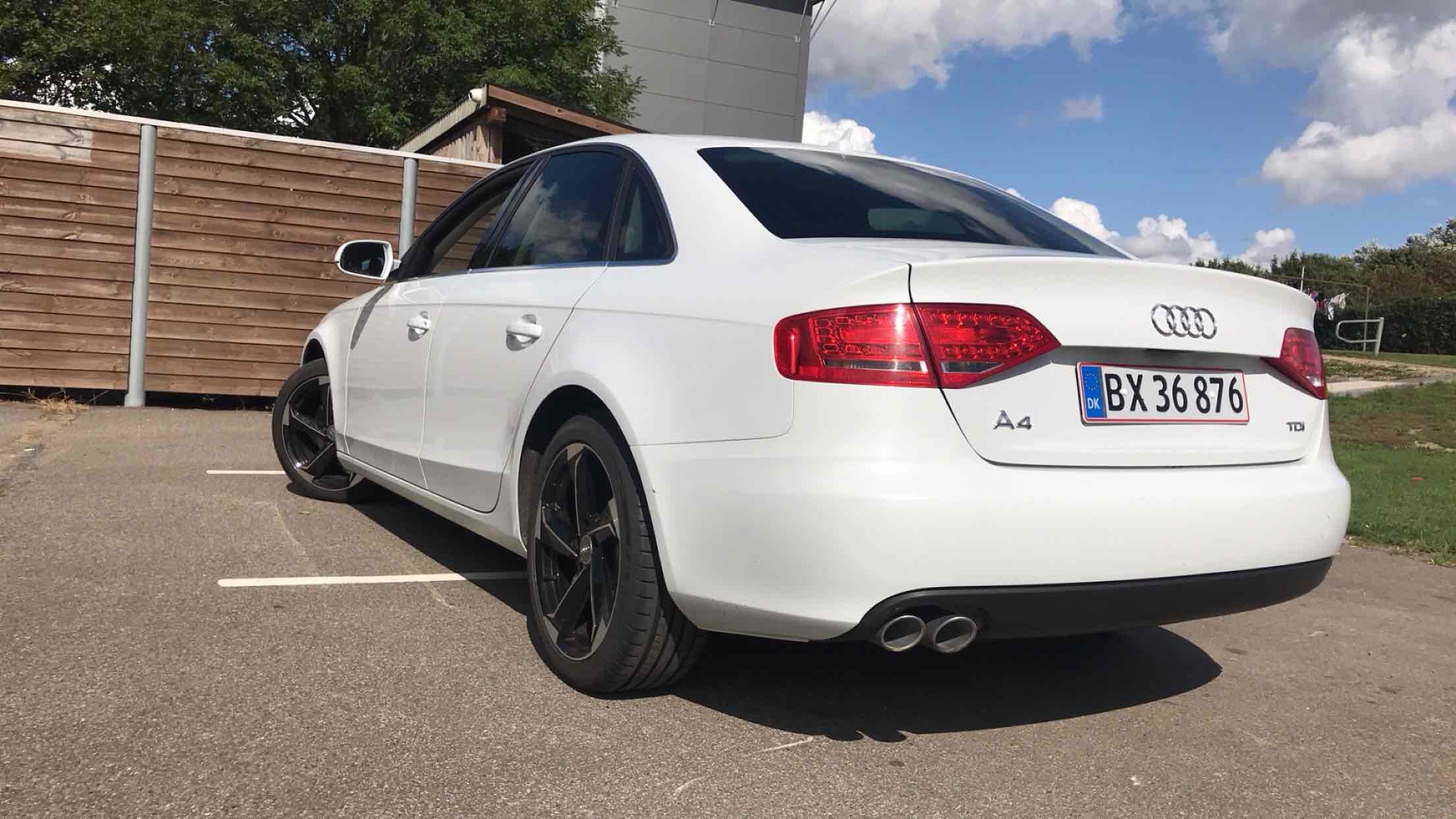 Hvid Audi A4 fra 2011