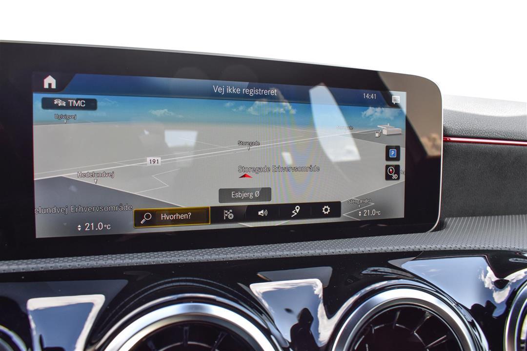 Grå Mercedes A180 d fra 2019