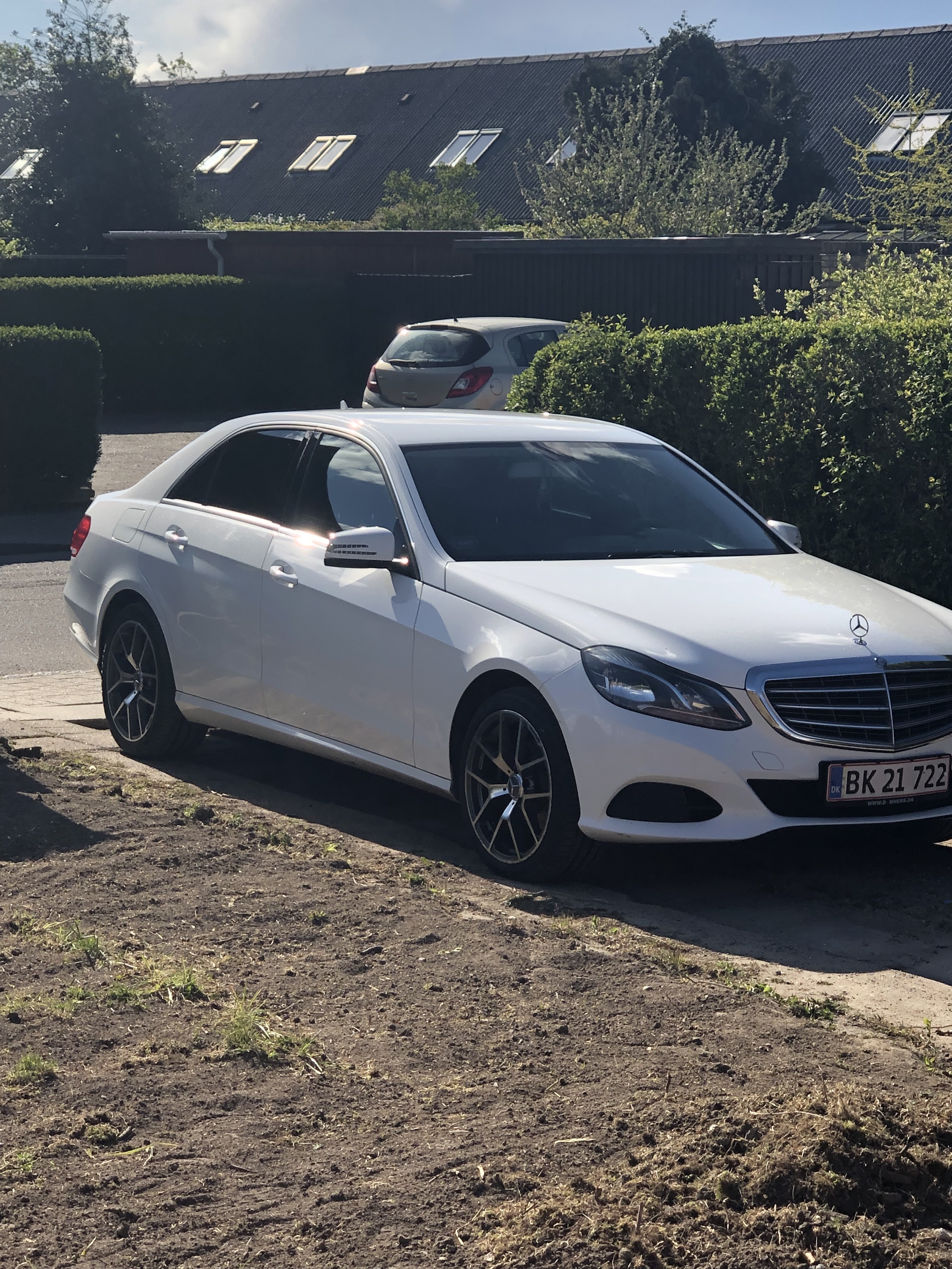 Hvid Mercedes E200 fra 2014