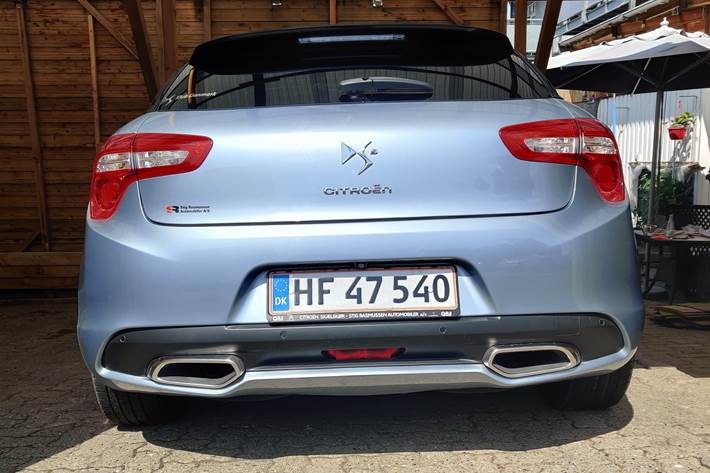 Blå Citroën DS5 fra 2012